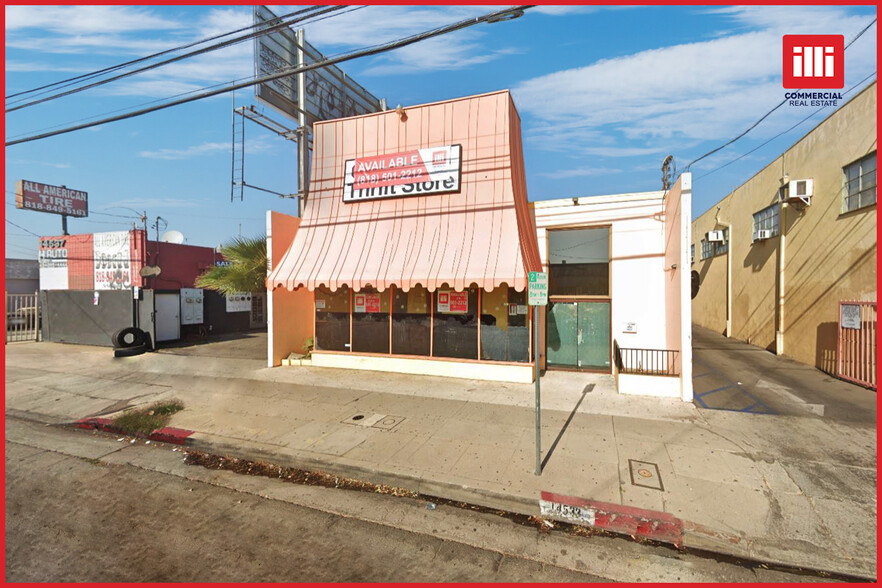 14533 Vanowen St, Van Nuys, CA for lease - Building Photo - Image 1 of 2