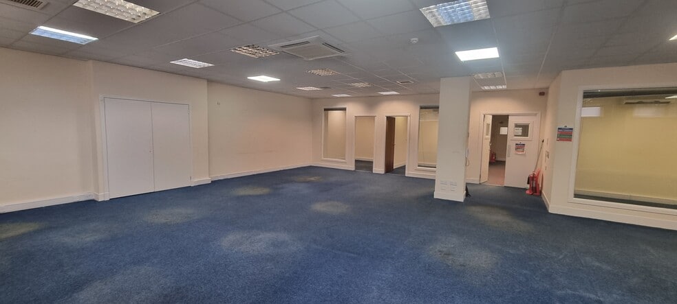 157-159 Broad St, Glasgow for lease - Interior Photo - Image 2 of 13