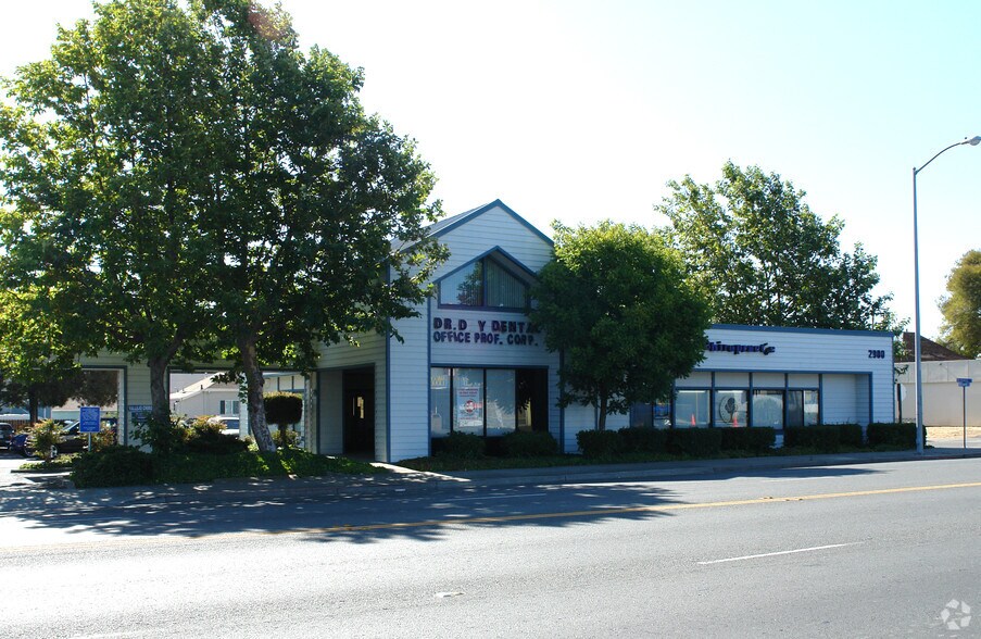2900 Sonoma Blvd, Vallejo, CA for lease - Building Photo - Image 2 of 17