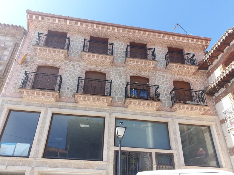 Multifamily in Almorox, Toledo for sale - Building Photo - Image 1 of 1