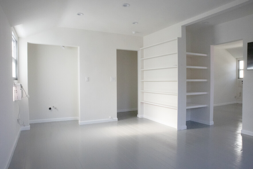 371 N La Cienega Blvd, Los Angeles, CA for lease - Interior Photo - Image 3 of 6