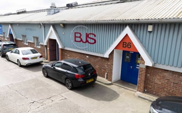 B1-B10 Parkside Ln, Leeds for lease Building Photo- Image 1 of 3