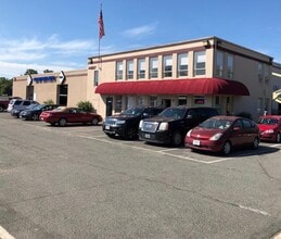 44827 Old Ox Rd, Sterling, VA for lease Building Photo- Image 1 of 13