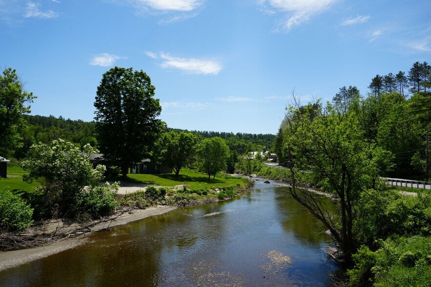 61 Onion River Rd, Plainfield, VT for sale - Primary Photo - Image 1 of 1