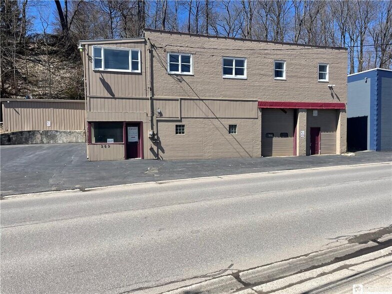289 Steele St, Jamestown, NY for sale - Building Photo - Image 1 of 9