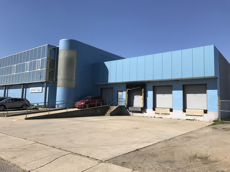 146 Hanse Ave, Freeport, NY for sale - Building Photo - Image 1 of 1