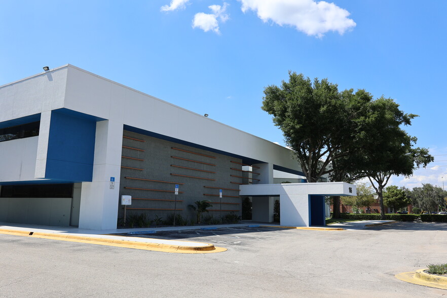 106 Boston Ave, Altamonte Springs, FL for lease - Building Photo - Image 3 of 8