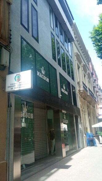 Rambla de Sant Isidre, Igualada, Barcelona for sale - Building Photo - Image 2 of 4