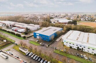 20 Rue Augustin Fresnel, Coignières, YVE - AERIAL map view
