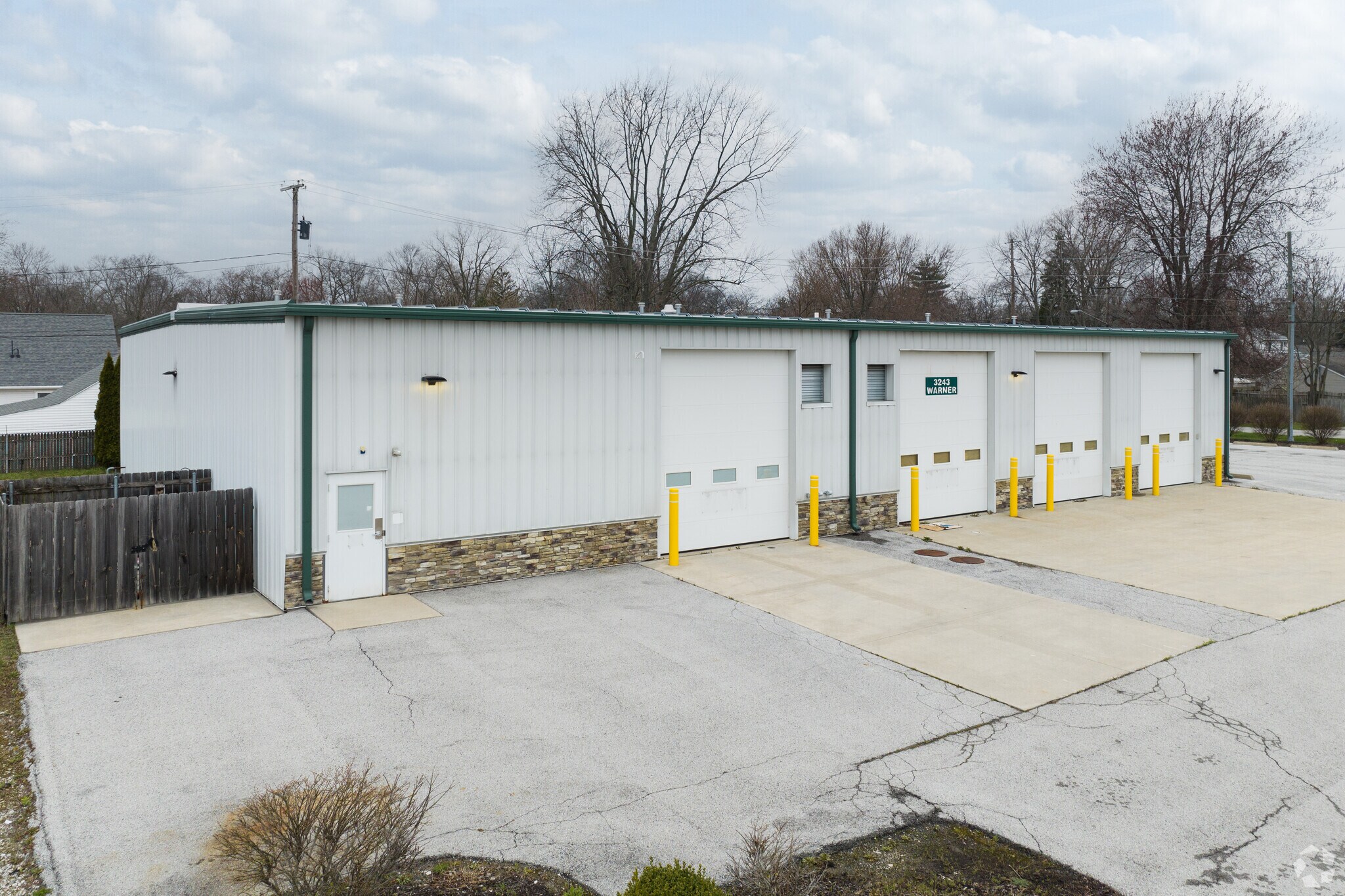 3243 Warner Ave, Toledo, OH for sale Primary Photo- Image 1 of 1
