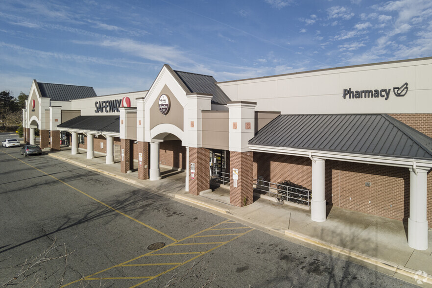 110-195 Village Dr, Waldorf, MD for lease - Building Photo - Image 2 of 17