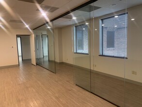 10830 N Central Expy, Dallas, TX for lease Interior Photo- Image 1 of 4