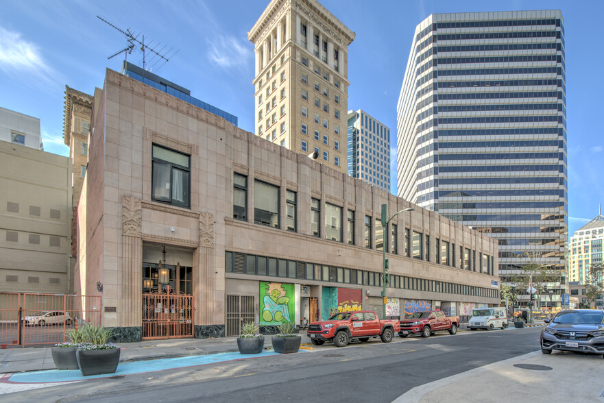 1220-1240 Broadway, Oakland, CA for lease - Building Photo - Image 1 of 4