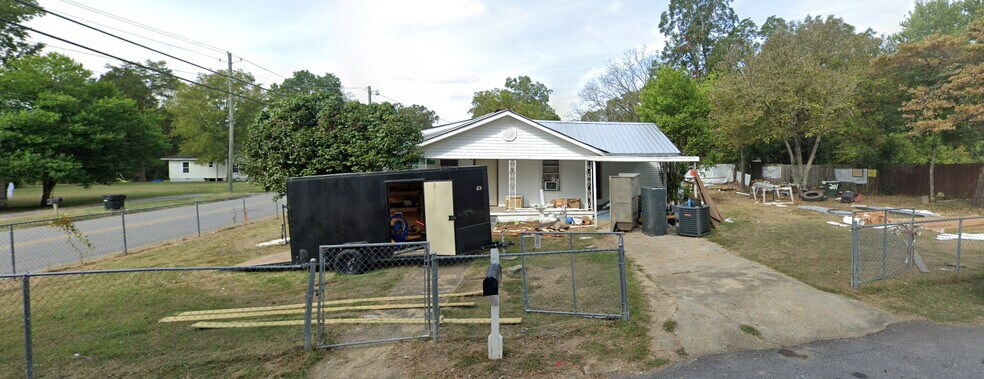 201 14th St N, Clanton, AL for sale - Primary Photo - Image 1 of 1