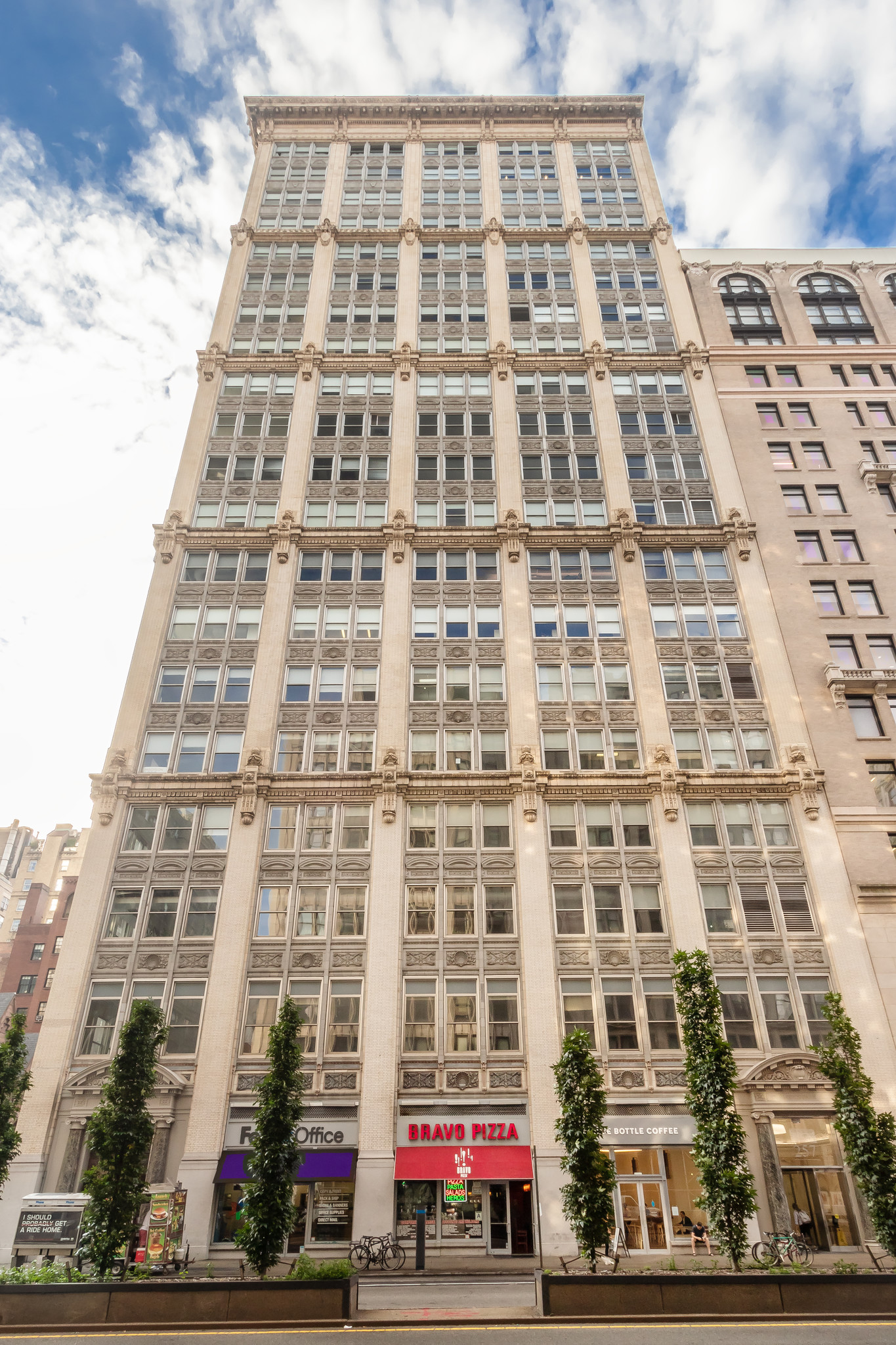 257 Park Ave S, New York, NY 10010 - Office for Lease | LoopNet.com