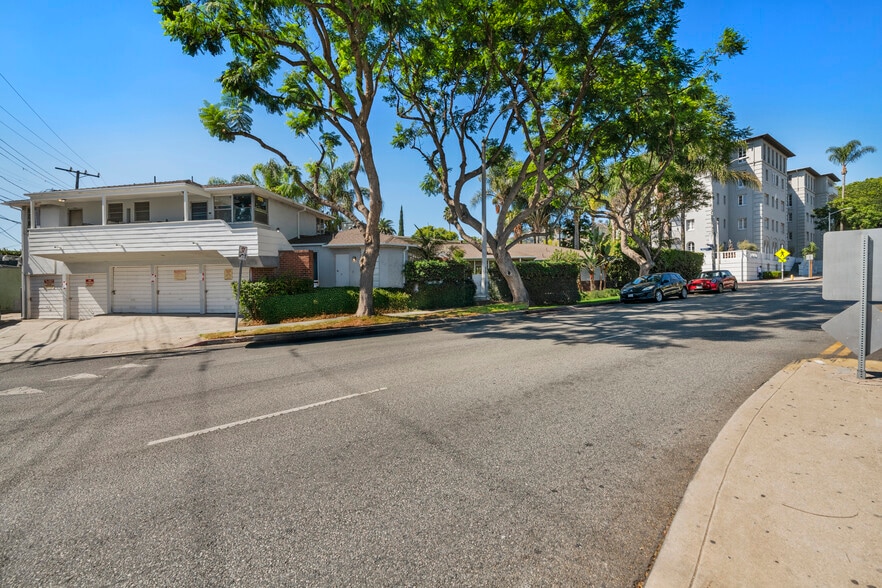 8102 Norton Ave, West Hollywood, CA for sale - Building Photo - Image 1 of 20
