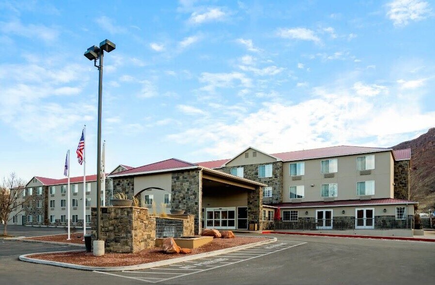 815 S Main St, Moab, UT for sale - Building Photo - Image 1 of 1