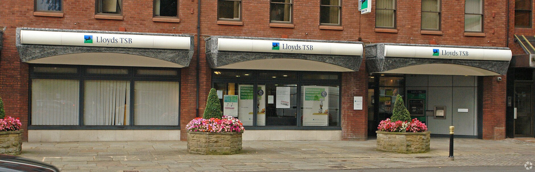 Alderley Rd, Wilmslow, SK9 1AP