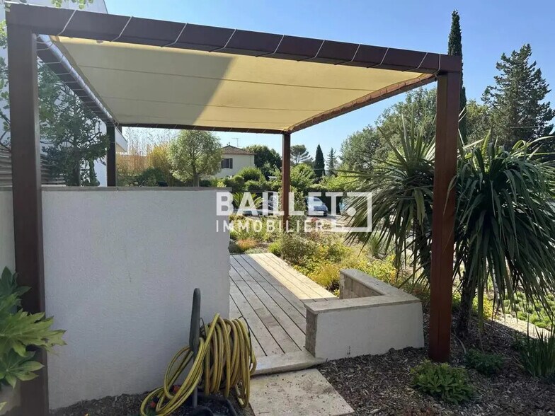 Office in Grasse for lease - Building Photo - Image 3 of 9