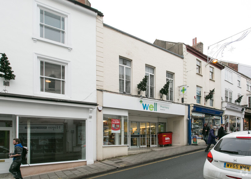 9 High St, Bideford for sale - Primary Photo - Image 1 of 1