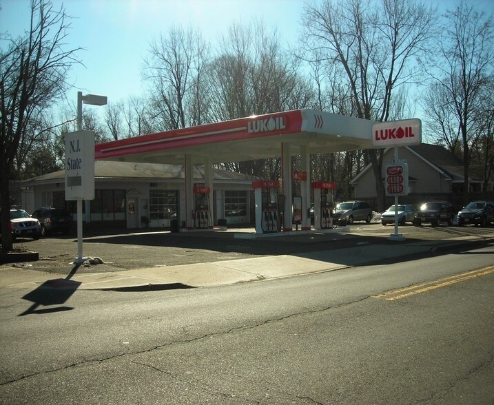 63 Pascack Rd, Park Ridge, NJ for sale - Primary Photo - Image 1 of 1