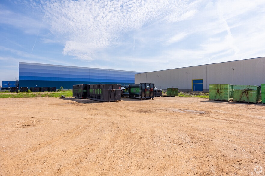 Avenida de Cristóbal Colón, 232, Guadalajara, Guadalajara for sale - Building Photo - Image 1 of 19