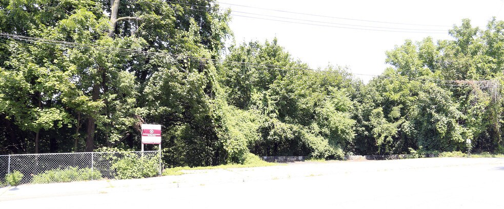 582 South St, Peekskill, NY for sale - Primary Photo - Image 1 of 1