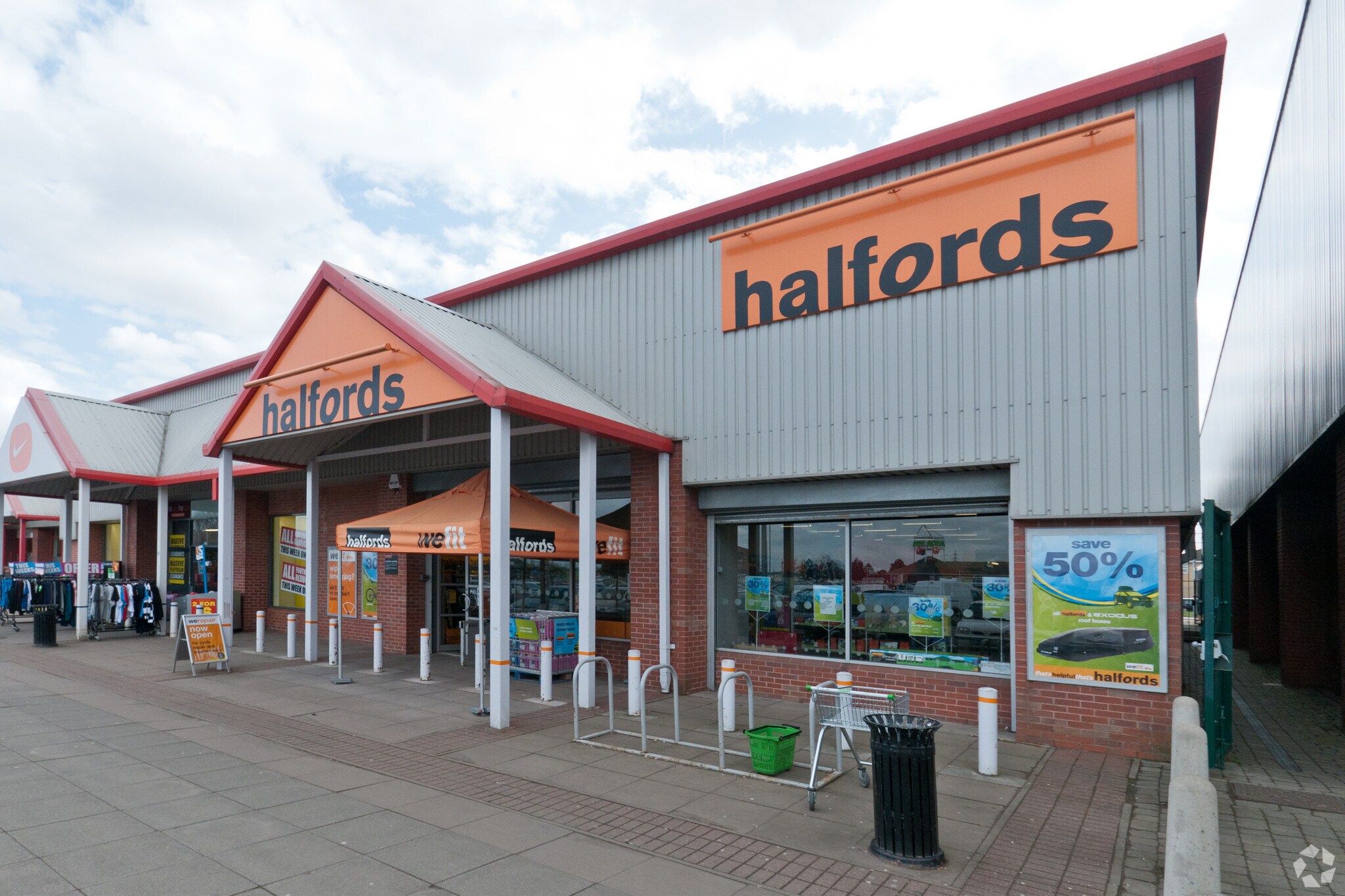 Phoenix Park Way, Corby for sale Primary Photo- Image 1 of 1