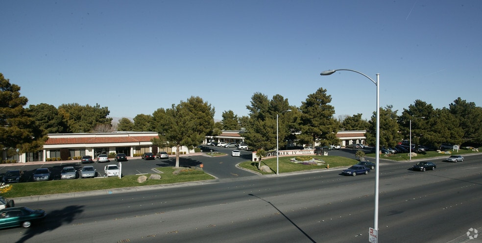 2810 W Charleston Blvd, Las Vegas, NV for lease - Building Photo - Image 3 of 9