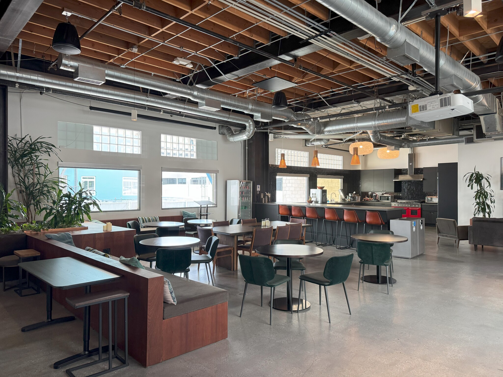 1422-1424 2nd St, Santa Monica, CA for lease Interior Photo- Image 1 of 13