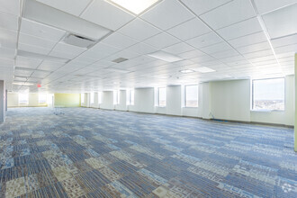 21700 Northwestern Hwy, Southfield, MI for lease Interior Photo- Image 2 of 5