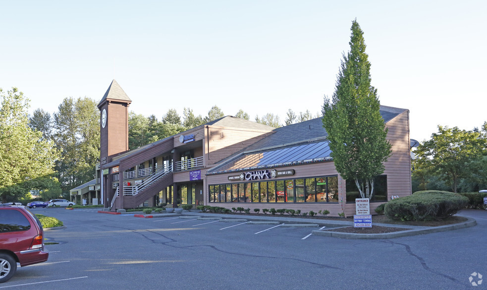 240 NW Gilman Blvd, Issaquah, WA for lease - Building Photo - Image 3 of 4