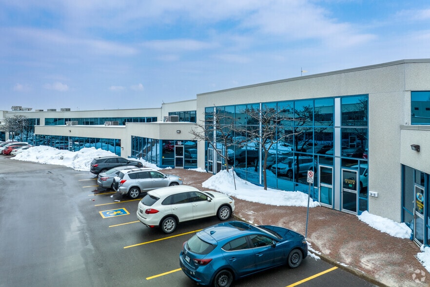 2140 Winston Park Dr, Oakville, ON for lease - Building Photo - Image 3 of 6