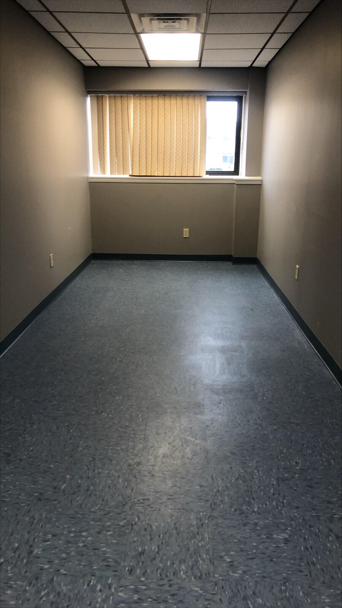 34 Jerome Ave, Bloomfield, CT 06002 34 Jerome Avenue