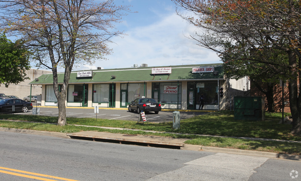 8520 8546 Edgeworth Dr Capitol Heights Md 20743 Retail For Lease Loopnet 3993