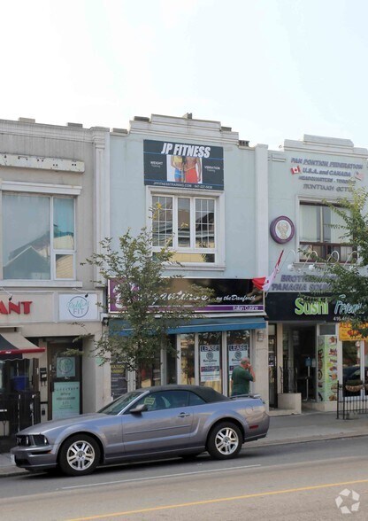 401 Danforth Ave, Toronto, ON for sale - Primary Photo - Image 1 of 1