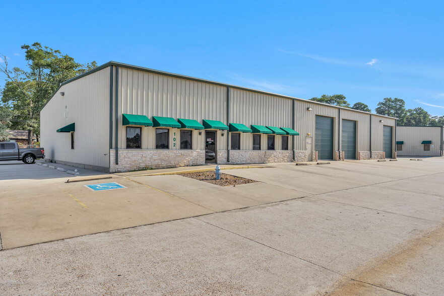 2418 N Frazier, Conroe, TX for lease - Building Photo - Image 3 of 30