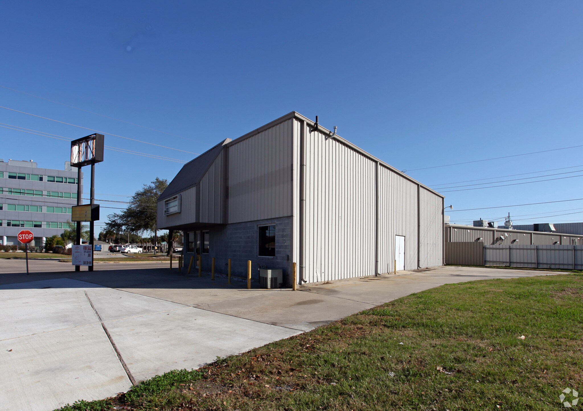 1700 W Judge Perez Dr, Chalmette, LA for sale Primary Photo- Image 1 of 1