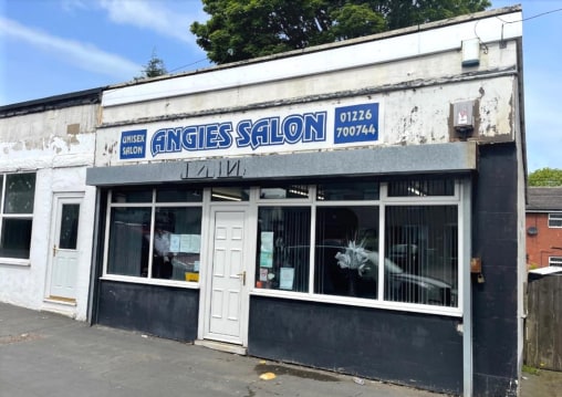 73 Cow Ln, Wakefield for sale - Building Photo - Image 1 of 1