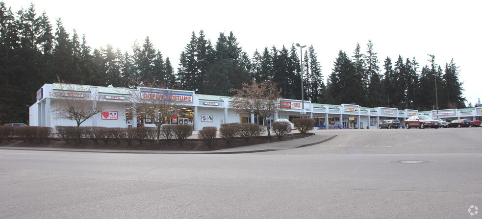 5201-5321 Evergreen Way, Everett, WA for lease - Primary Photo - Image 1 of 9