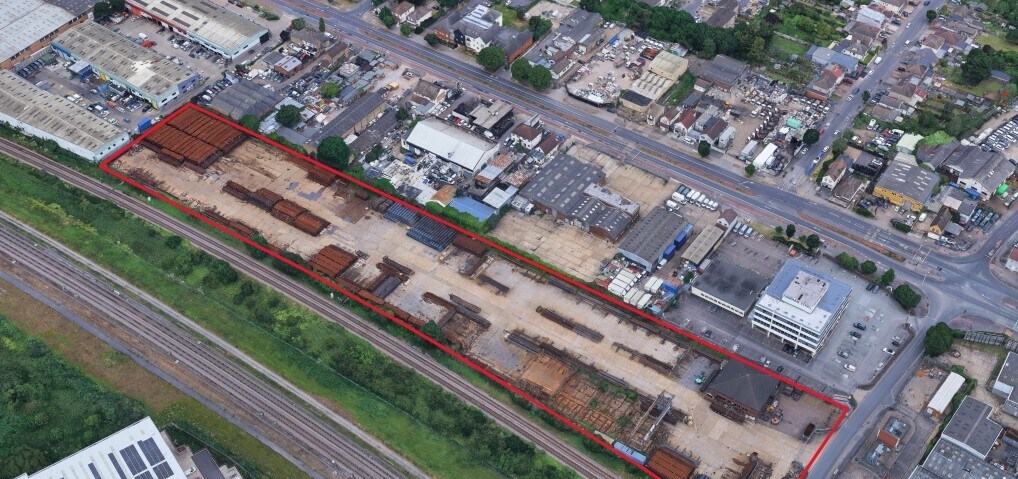 Manor Way, Rainham for sale Primary Photo- Image 1 of 1