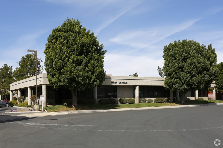 4344 Latham St, Riverside, CA for lease - Building Photo - Image 3 of 6