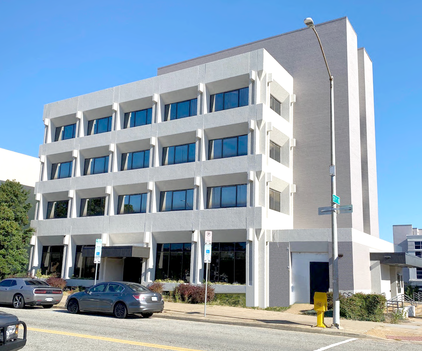 2700 Washington Ave, Newport News, VA for lease Building Photo- Image 1 of 13