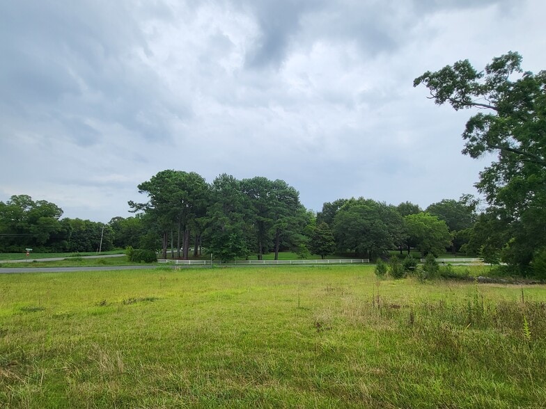 3306 Indian Hills Rd Se, Decatur, AL for sale - Building Photo - Image 1 of 12