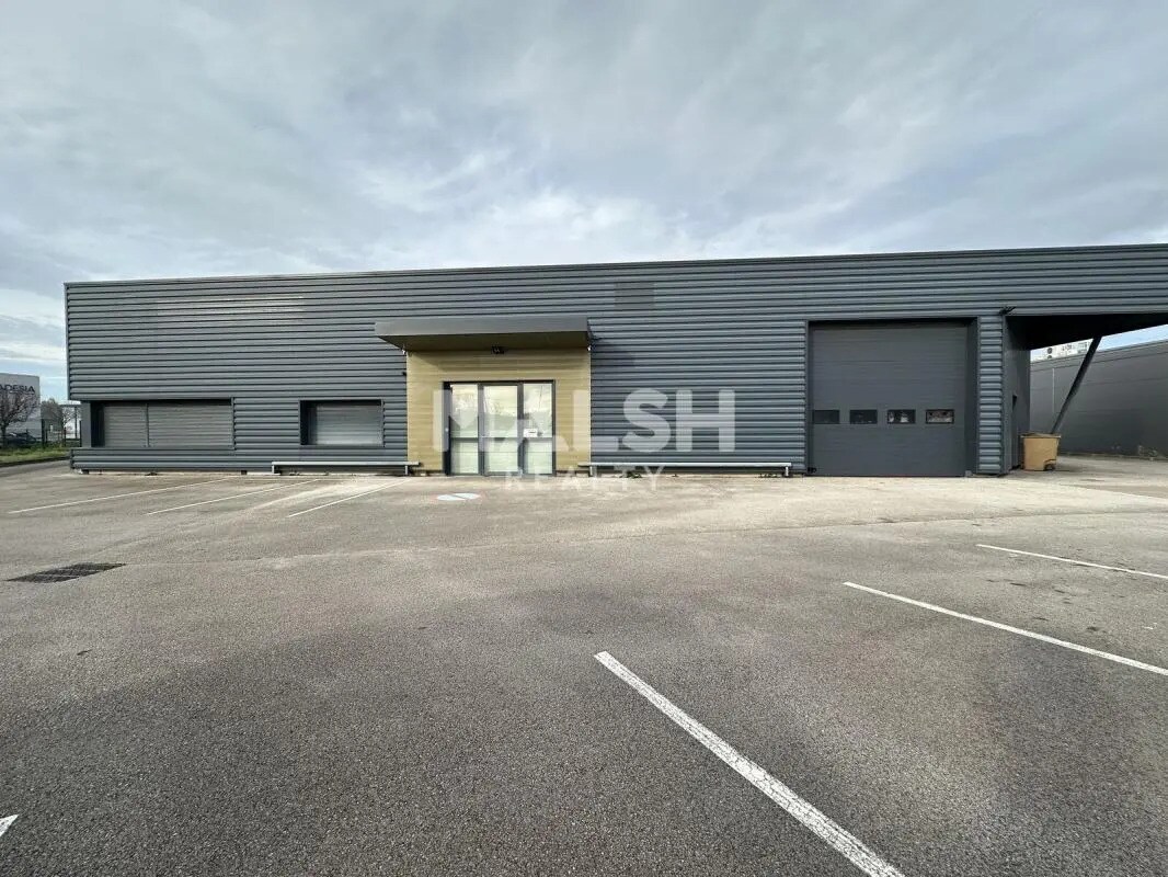 Office in Arnas for lease Building Photo- Image 1 of 9