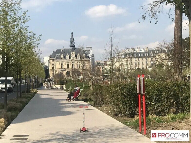 Retail in Vincennes for lease - Building Photo - Image 3 of 3