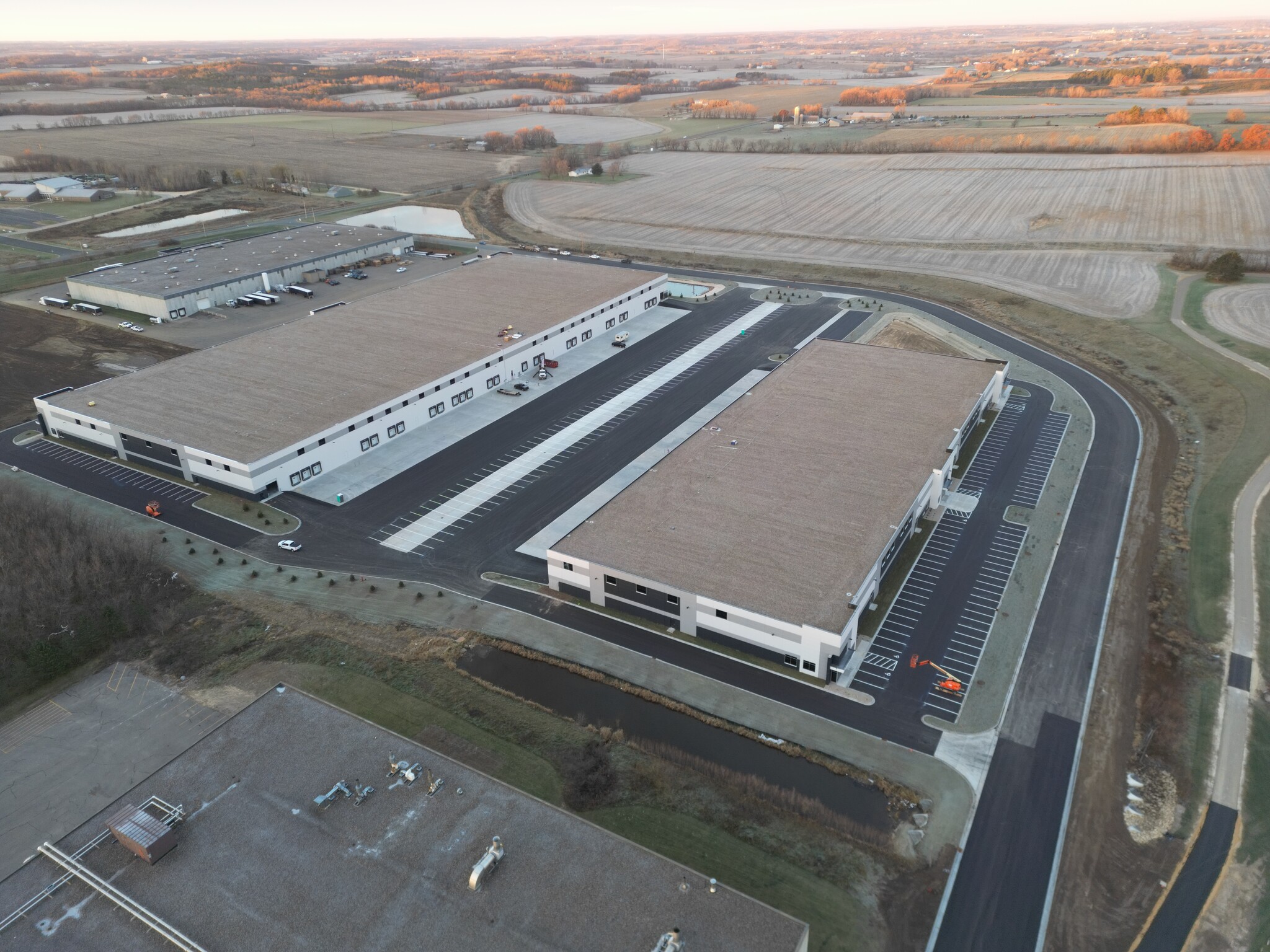 1850 Guy Metals Dr, Hammond, WI for lease Building Photo- Image 1 of 12