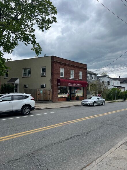 626 N Barry Ave, Mamaroneck, NY for sale - Building Photo - Image 1 of 1