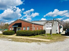 420 Windance Rd, Baldwyn MS - Automotive Property