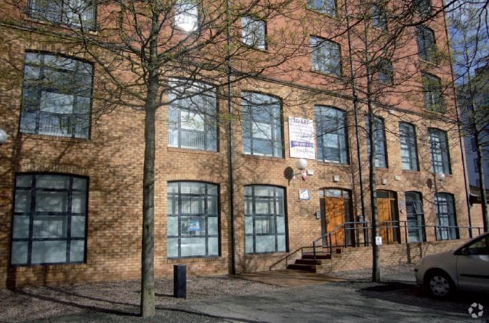 12 Clarendon Quay, Belfast for lease - Building Photo - Image 3 of 6